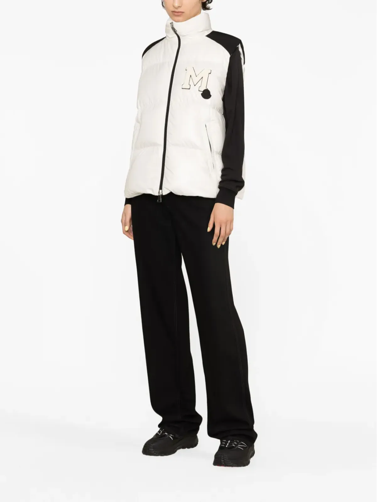 Moncler ロゴパッチ付きパッド入りジレ（ホワイト） - 画像2
