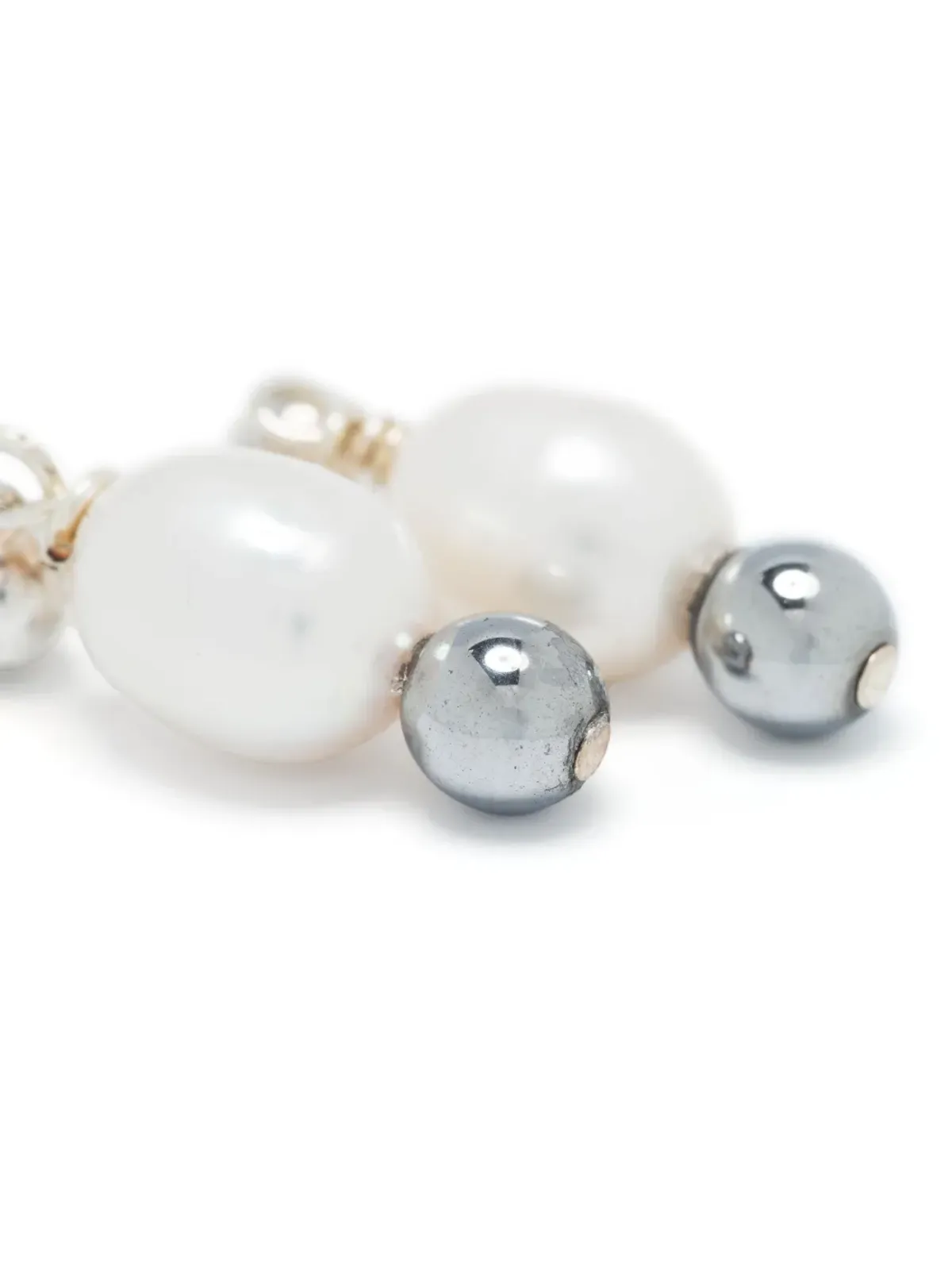 A Sinner in Pearls 真珠をあしらった銀のドロップイヤリング - White - 画像2