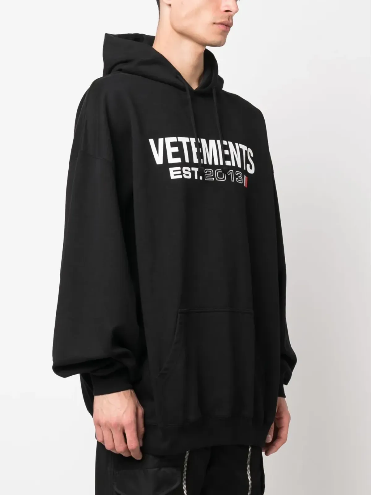 VETEMENTS ロゴプリント パーカー - 画像4
