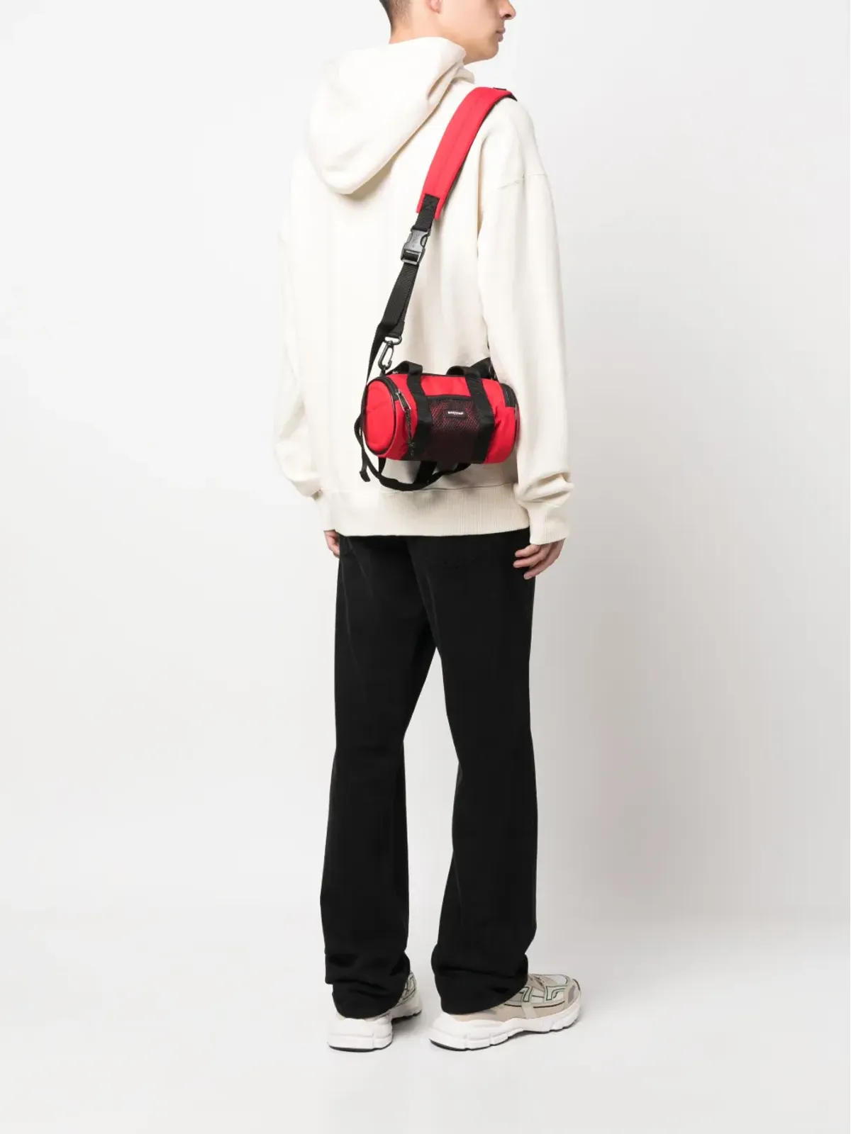 Eastpak x Telfar シリンダー型メッセンジャーバッグ - 画像2
