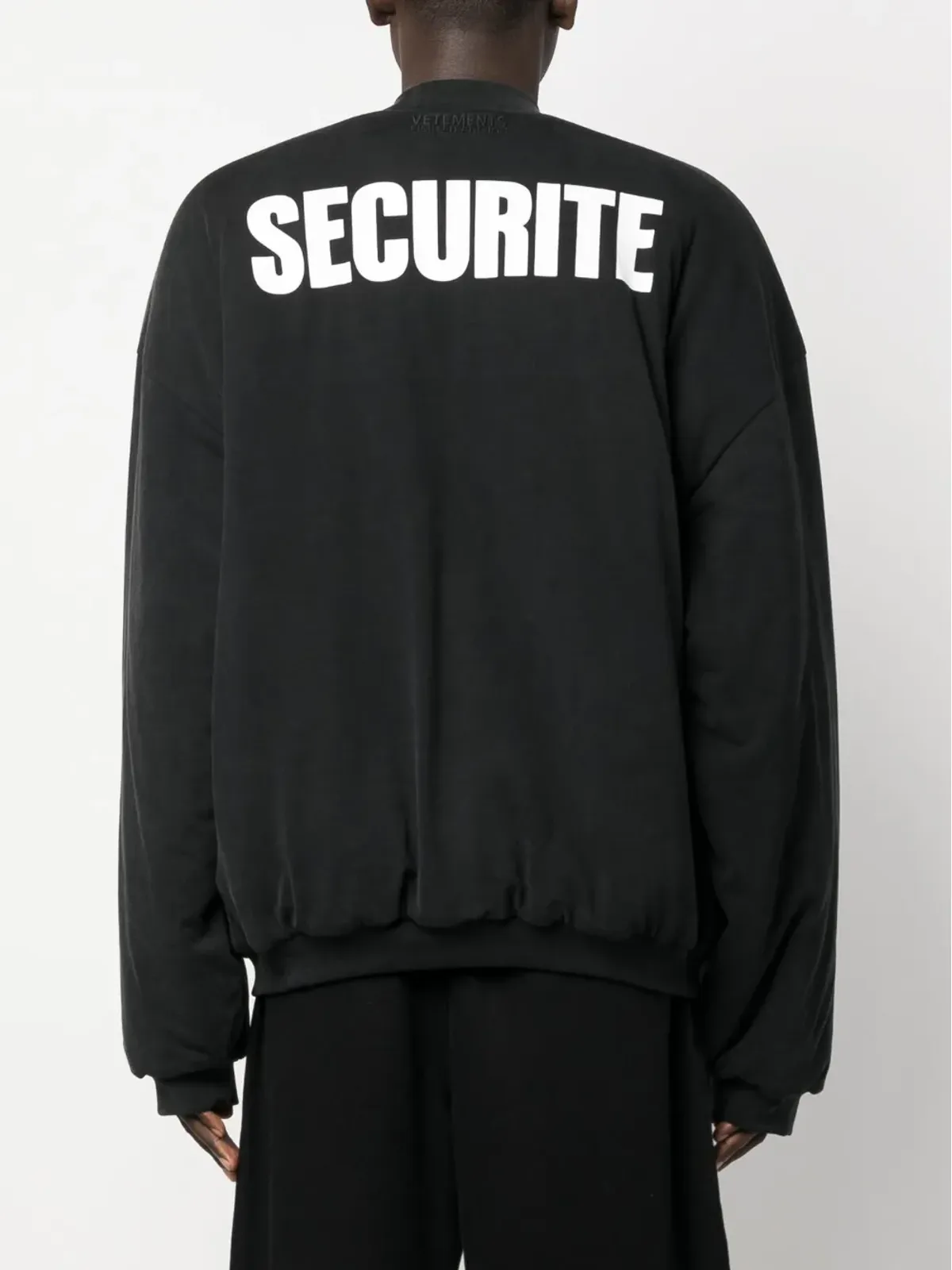 VETEMENTS スローガンプリント コットン ボンバー ジャケット - 画像4