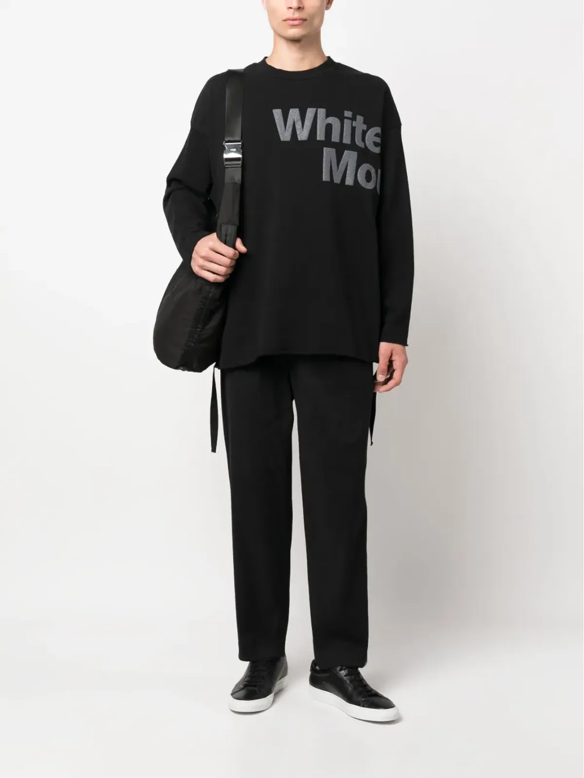 White Mountaineering ロゴプリント ドレープストラップ スウェットシャツ ブラック - 画像2