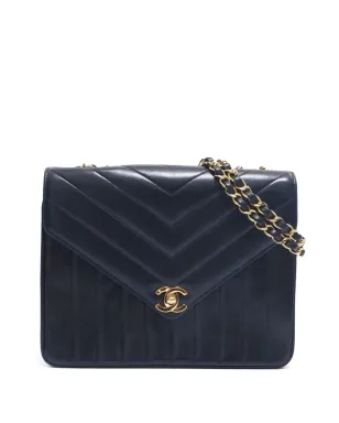CHANEL ビンテージ 1986-1988 チェブロンキルティングショルダーバッグ - ブラック - サムネイル1