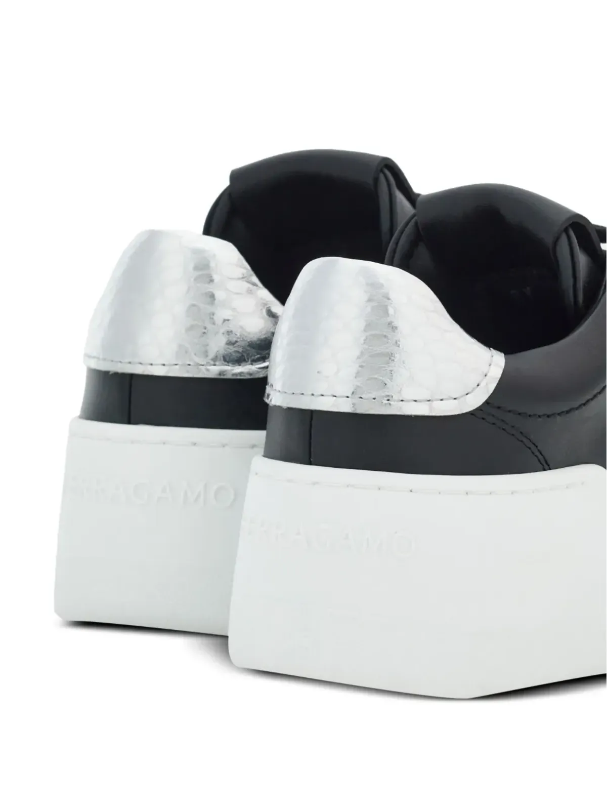 Ferragamo ロゴパッチ レザー スニーカー - 画像3