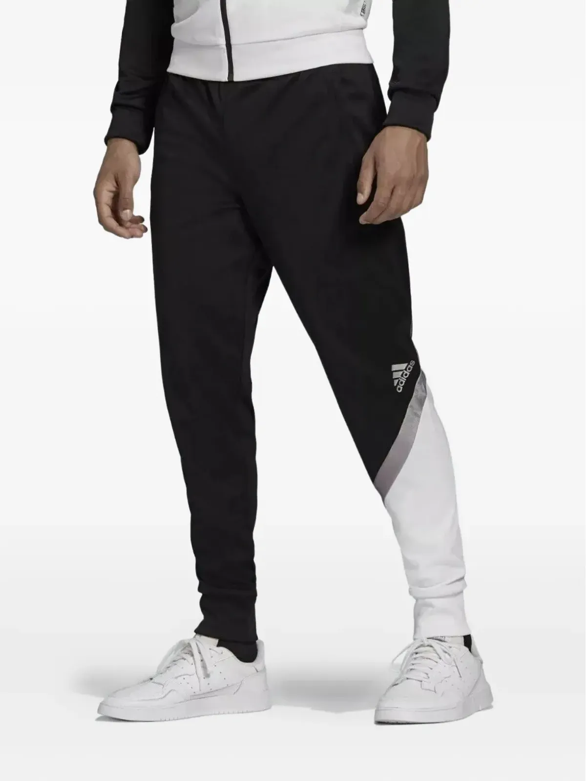 adidas パネルドジョガーパンツ ブラック - 画像2