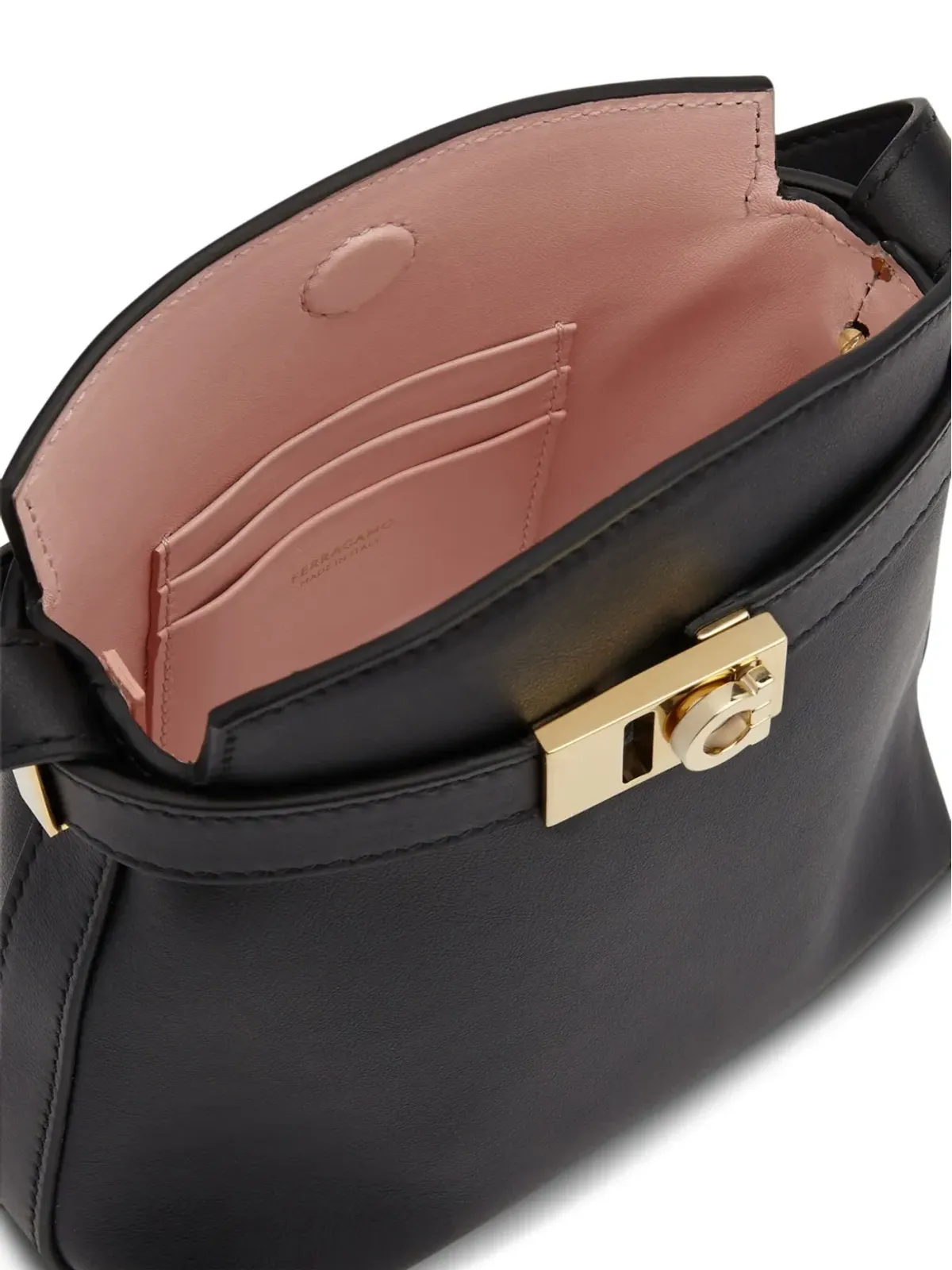 Ferragamo ハグ ガンチーニ・プレート レザー スマホホルダー - 画像4