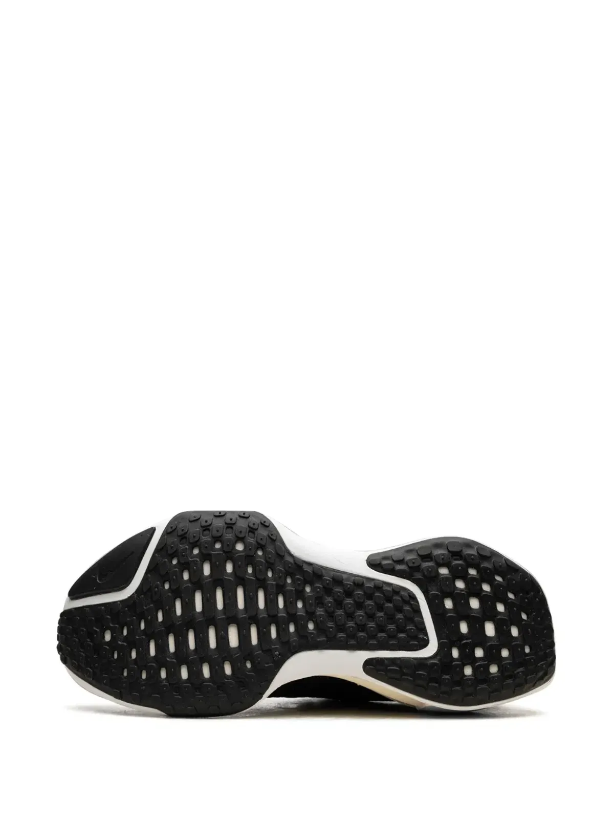 Nike ZoomX Invincible Run 3 ブラック/ホワイト スニーカー - 画像4