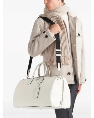 Prada トライアングルロゴ レザーダッフルバッグ - サムネイル3