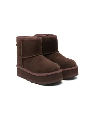 UGG Kids クラシックミニII ロゴパッチ スエード ブーツ - ブラウン - サムネイル1