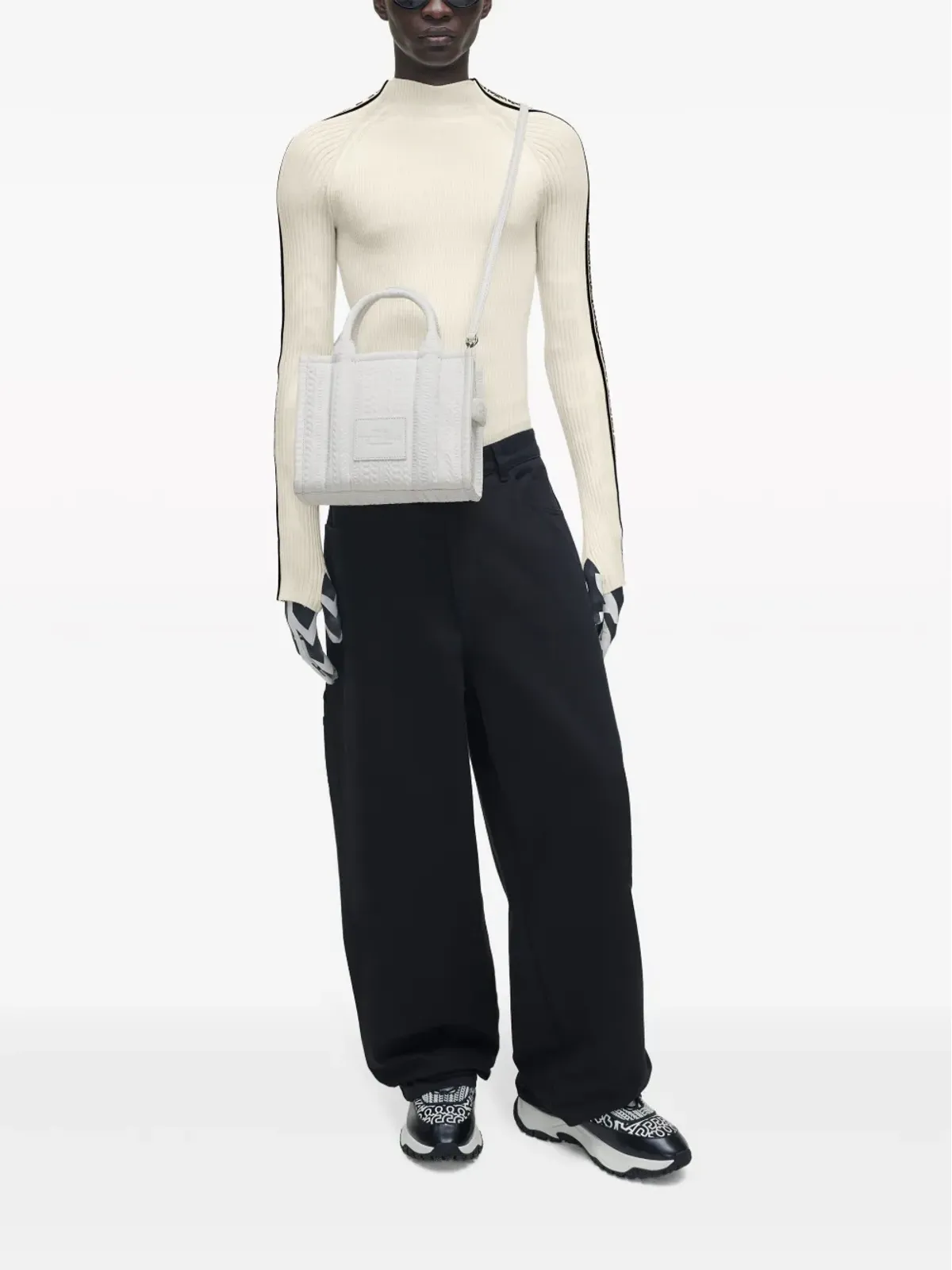 Marc Jacobs モノグラム レザートートバッグ - 画像2