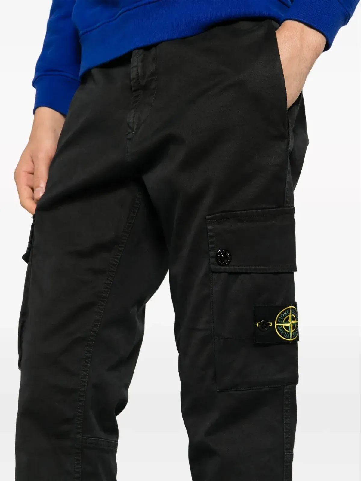 Stone Island コンパスモチーフ コットン テーパードパンツ - ブラック - 画像5
