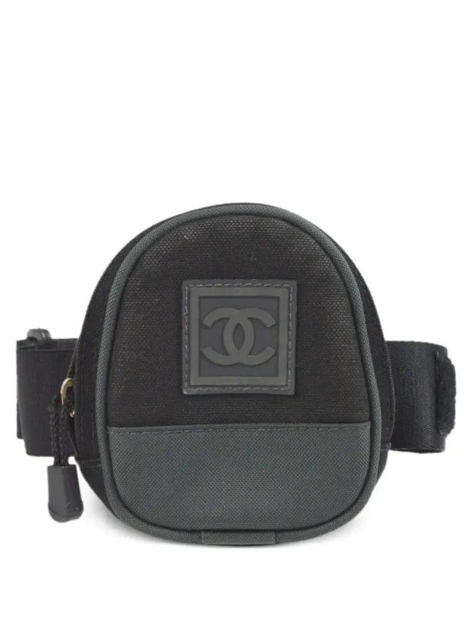 CHANEL Pre-Owned CHANEL ビンテージ 2003 スポーツライン ロゴアップリケ ベルトバッグ - ブラックの商品画像