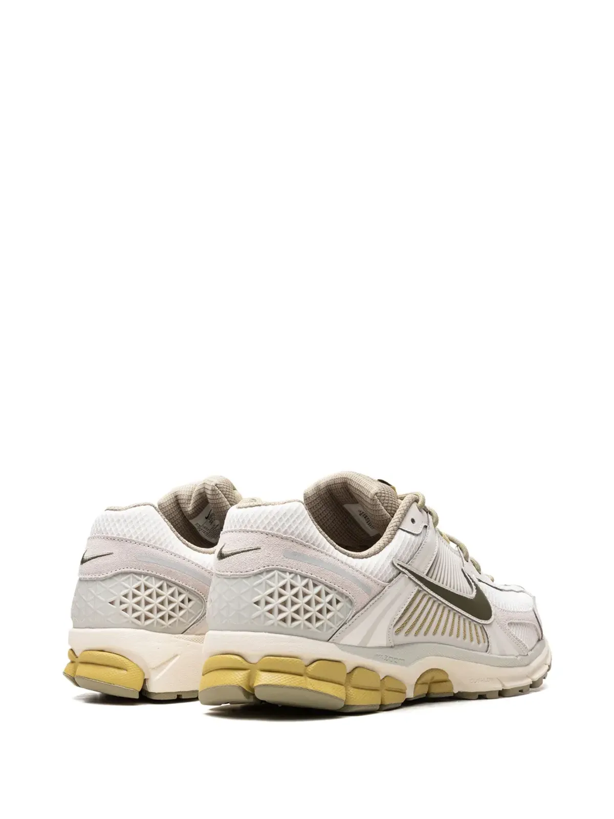 Nike Zoom Vomero 5「Light Bone/Medium Olive」スニーカー - 画像3