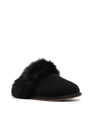 UGG スカフ Sis シアーリング スリッパ ブラック - サムネイル2