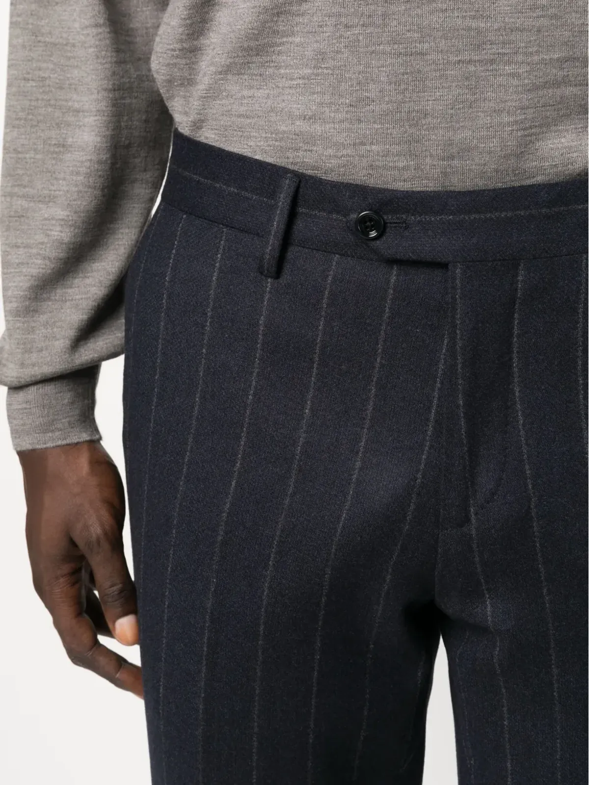 Lardini ダブルブレスト ピンストライプ柄スーツ（ブルー） - 画像5