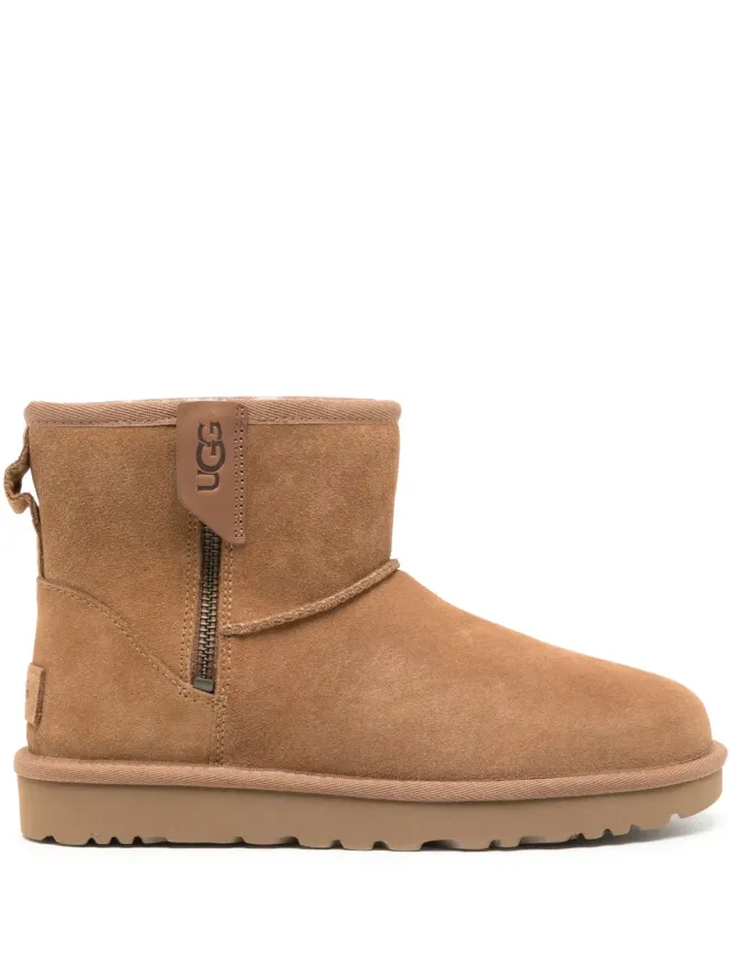 UGG UGG クラシックミニ Bailey ジップブーツの商品画像