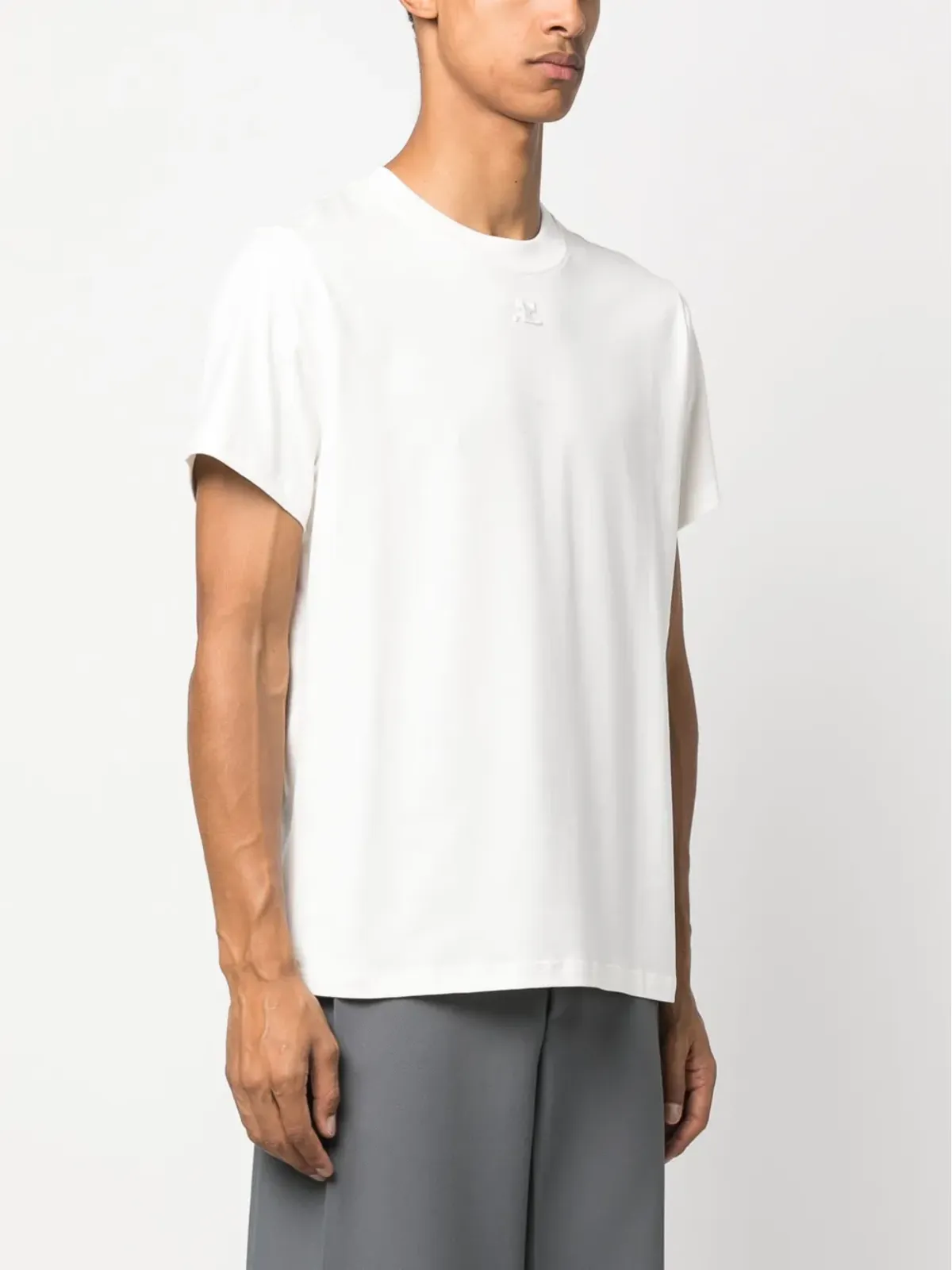Courrèges ロゴパッチ付きコットンTシャツ - 画像3