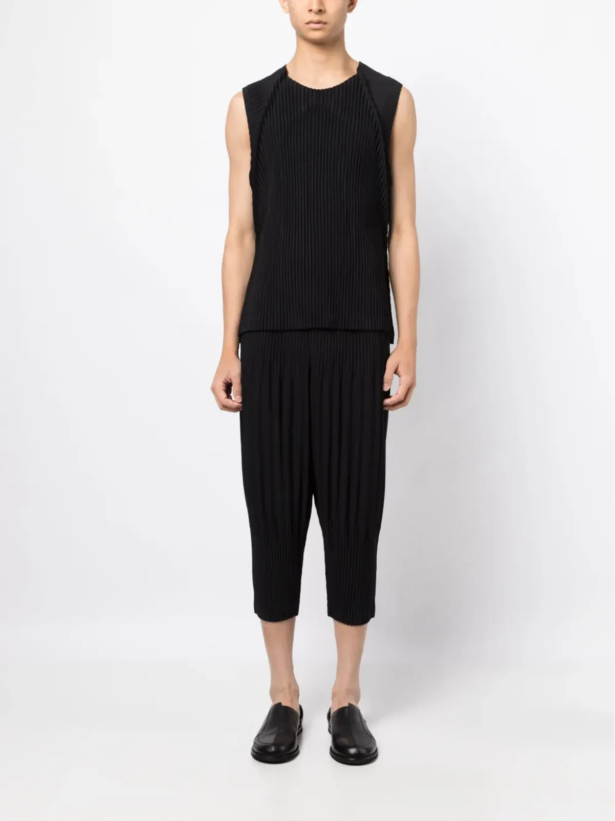 Homme Plissé Issey Miyake Mc August pleated tank top - Black - 画像2