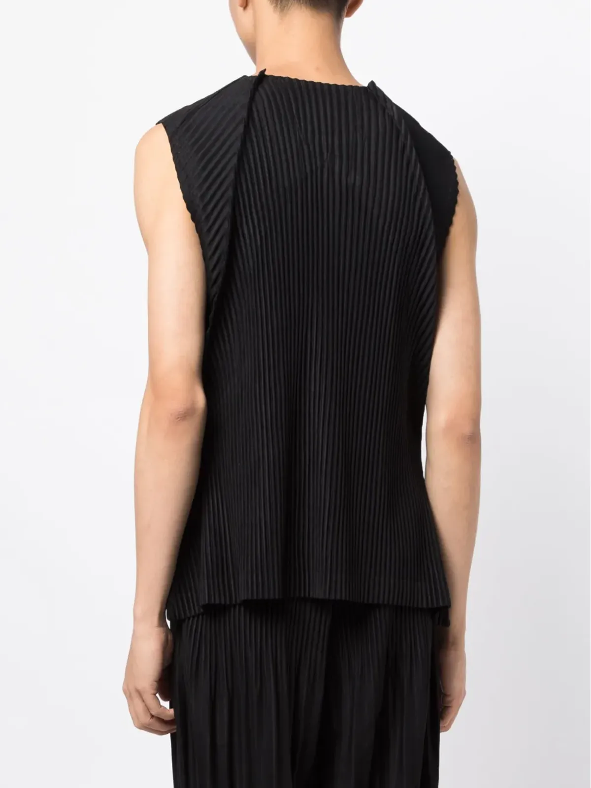 Homme Plissé Issey Miyake Mc August pleated tank top - Black - 画像4