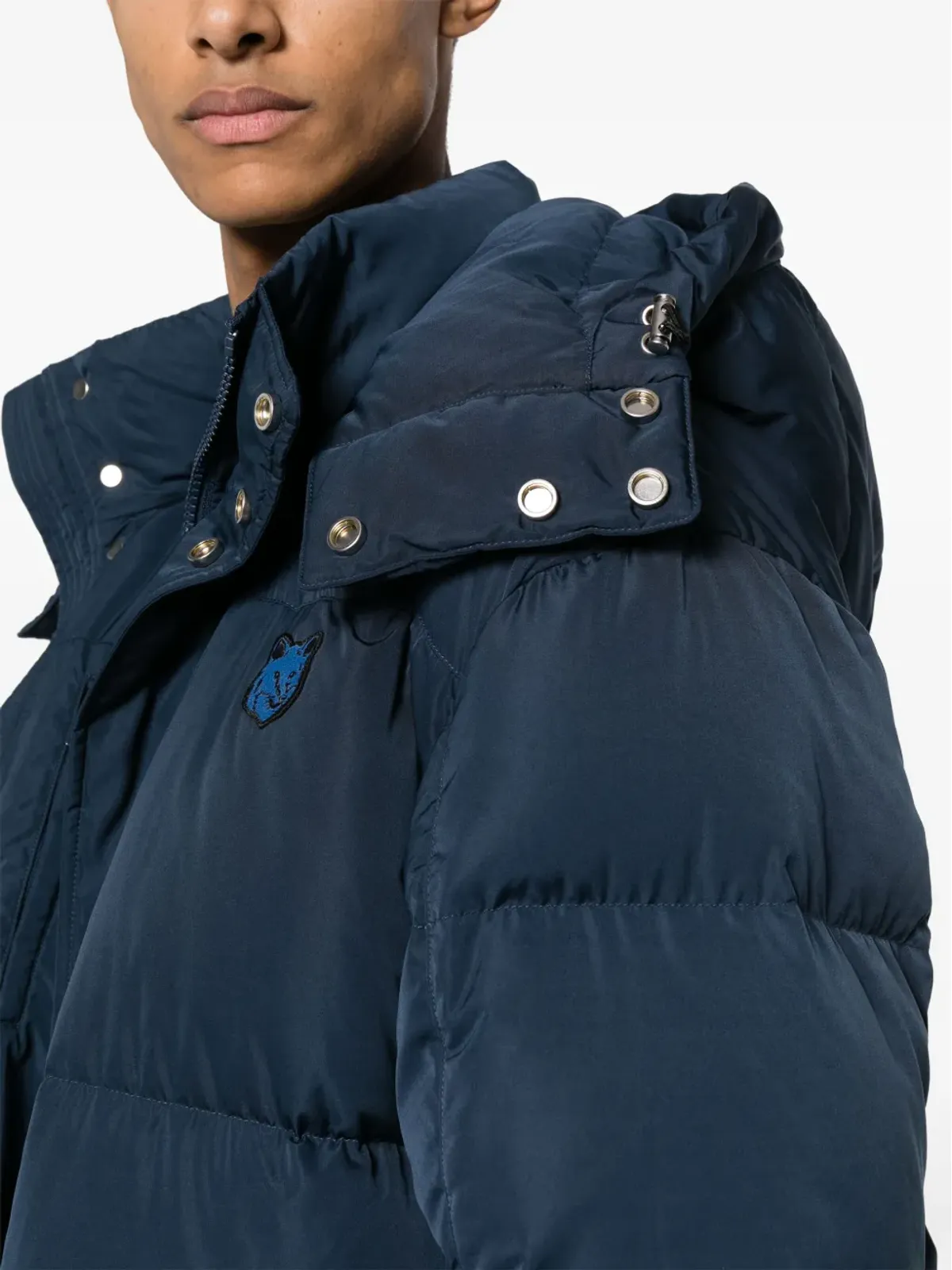 Maison Kitsuné フォックスアップリケ付きダウンコート ブルー - 画像5