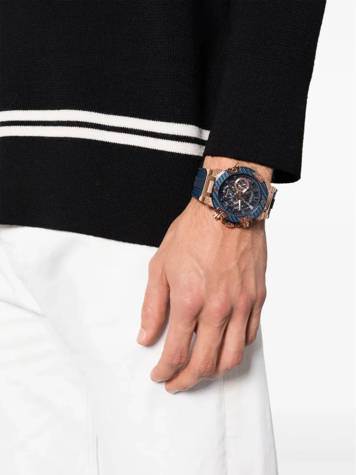 GUESS USA カーボンウォッチ - 画像2