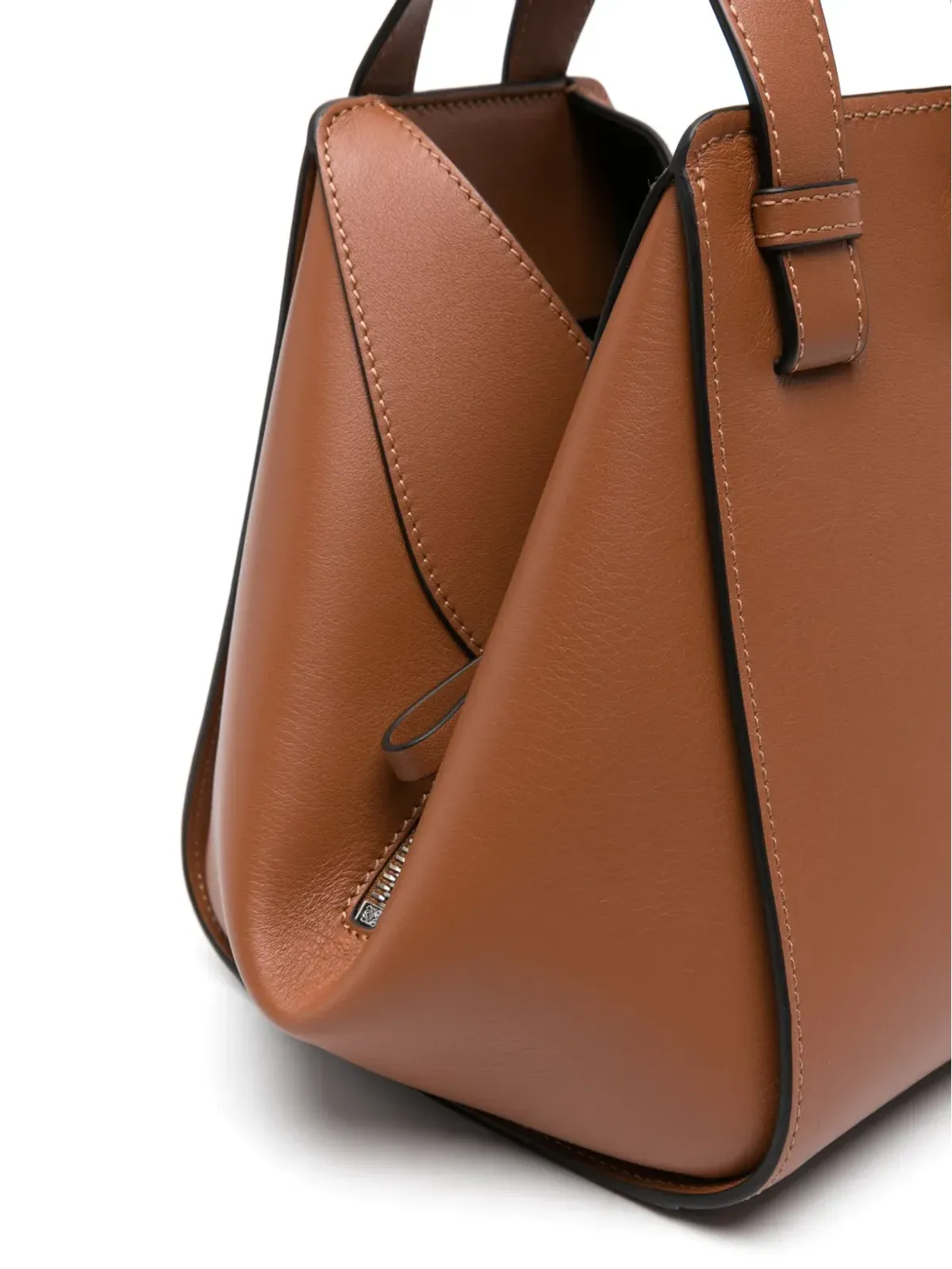 LOEWE コンパクト・ハンモック レザー トートバッグ ブラウン - 画像4