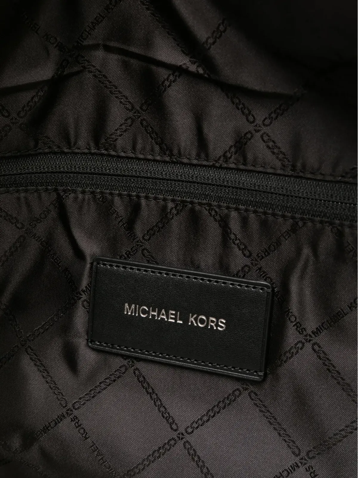 Michael Kors Brooklyn ジップ付き ダッフルバッグ - Black - 画像4