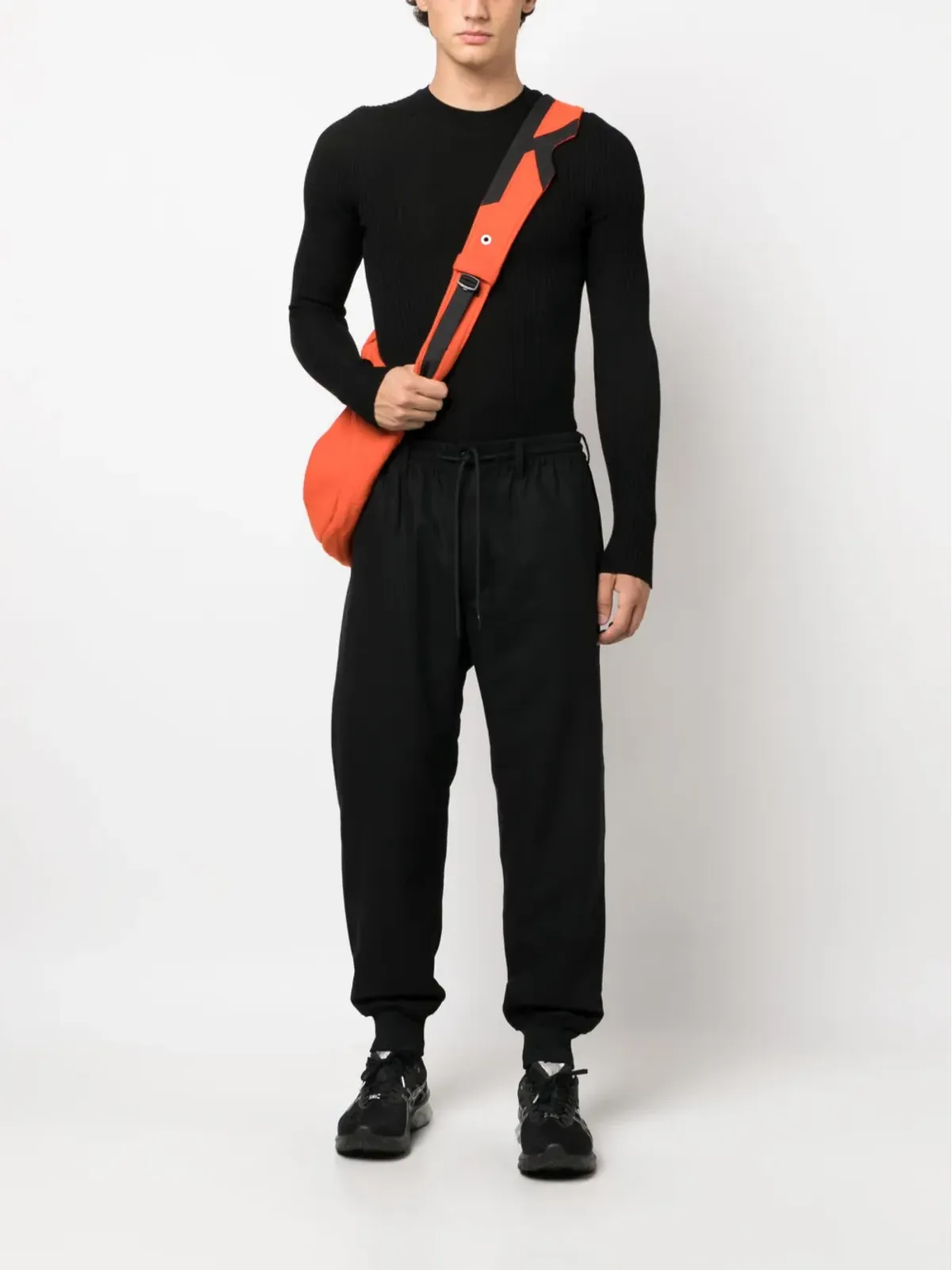 Y-3 ドローコード付きウエストのテーパードパンツ - 画像2