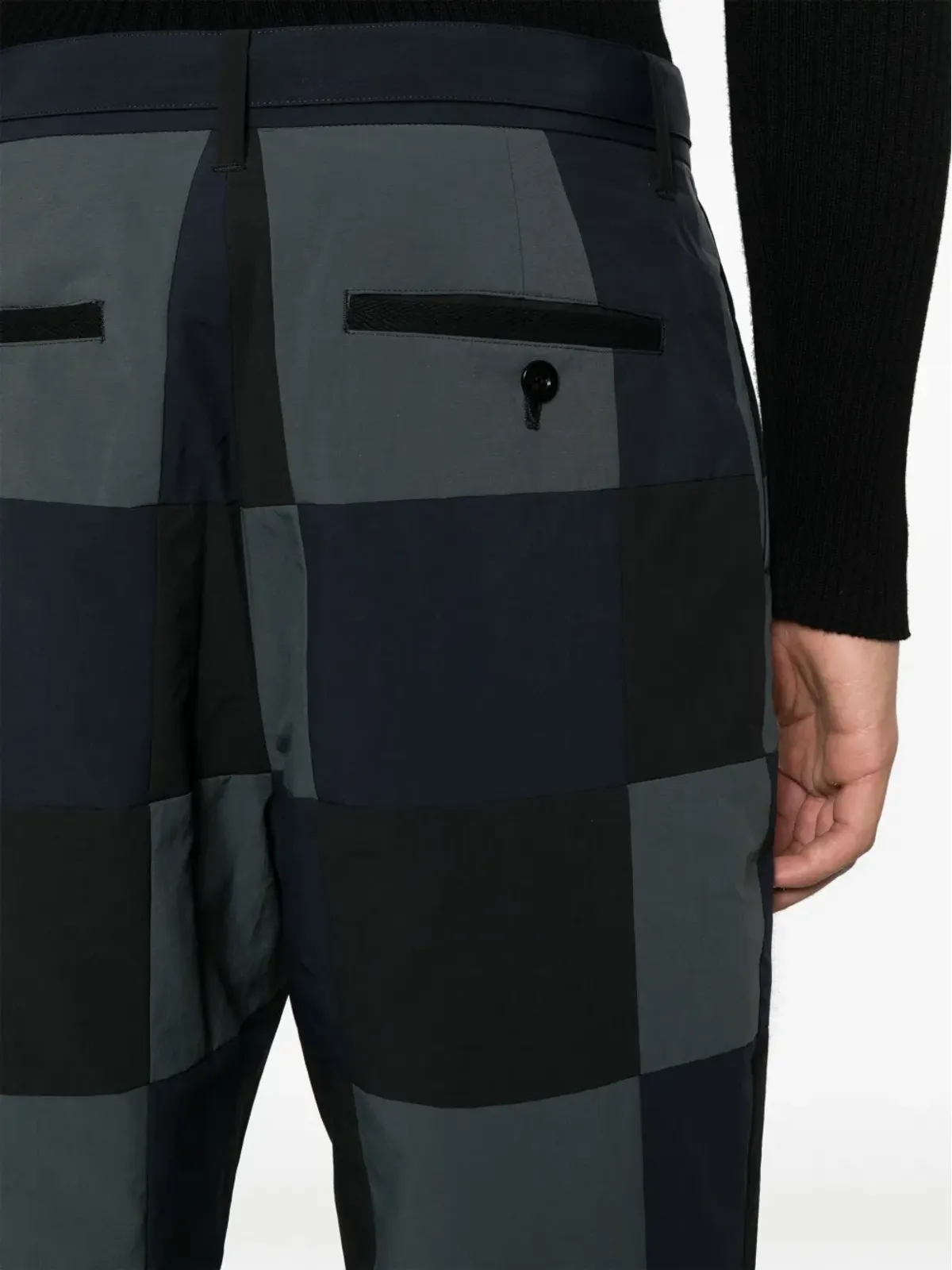 sacai チェッカーボード柄コットンチノパンツ - 画像5