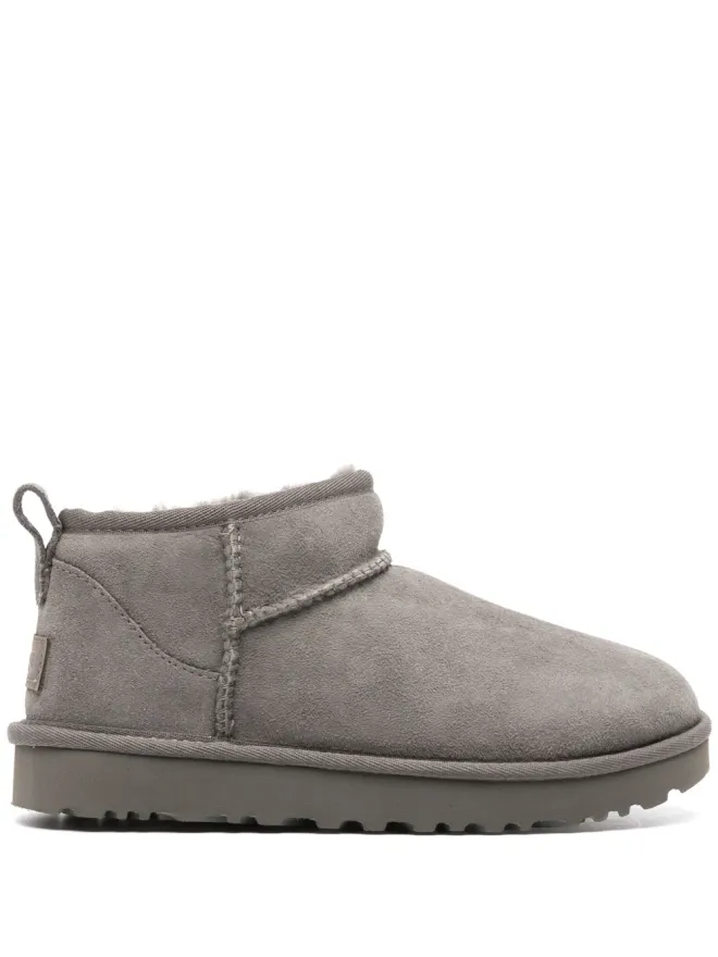 UGG UGG クラシック ウルトラミニ スウェード ブーツの商品画像