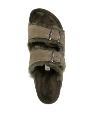 Birkenstock アリゾナ バックル留め スエードサンダル - サムネイル4