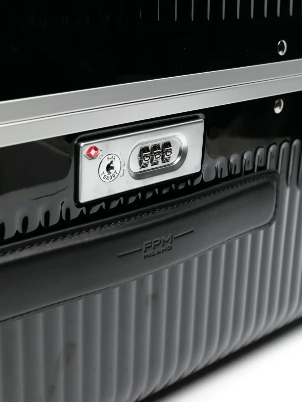FPM Milano Bank Light Trunk L four wheels suitcase - Black - 画像4