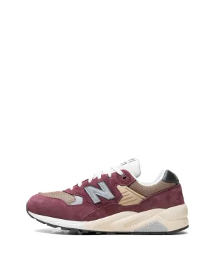 New Balance 580 チャンキーパネルドスニーカー レッド - サムネイル5