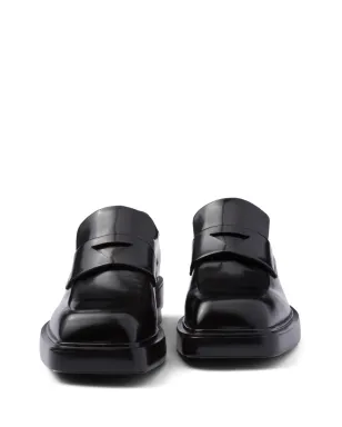 Prada トライアングルパッチ レザー ローファー - ブラック - サムネイル5