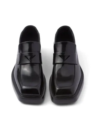 Prada トライアングルパッチ レザー ローファー - ブラック - サムネイル4