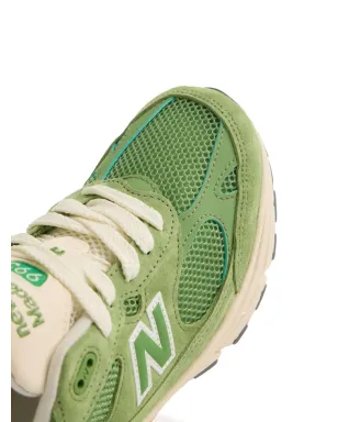 New Balance ロゴパッチ付きパネルデザインスニーカー（グリーン） - サムネイル4