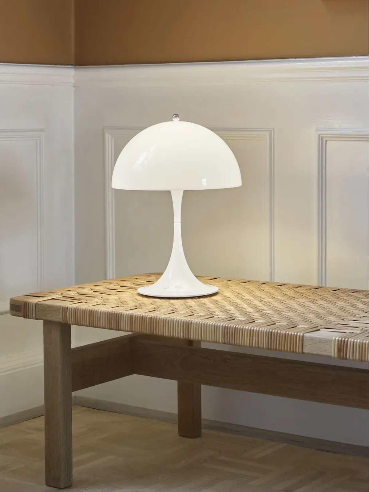 Louis Poulsen Panthella 250 ポータブルランプ - 画像3