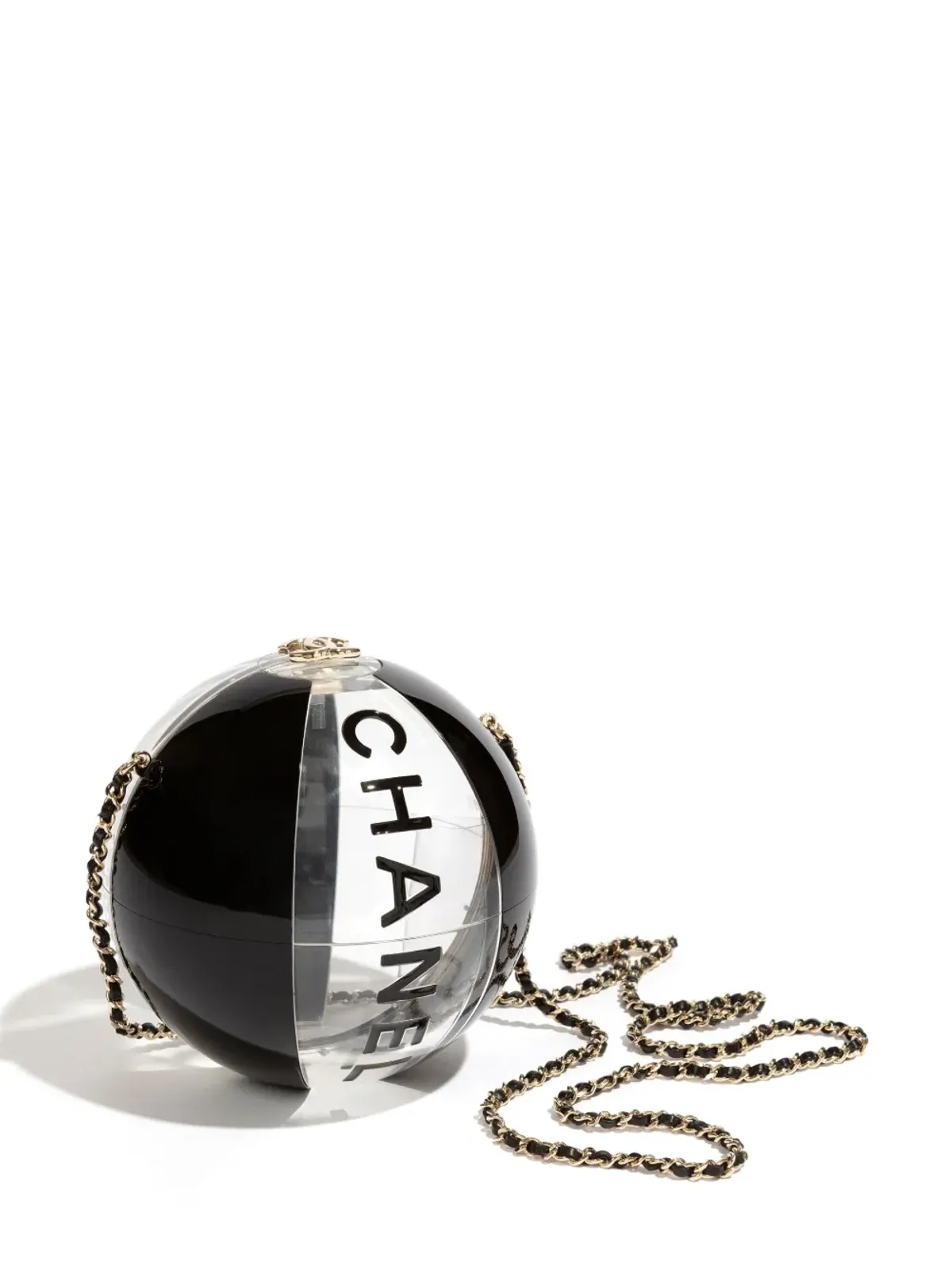CHANEL ビンテージ 2019 Beach Ball クラッチバッグ - 画像1