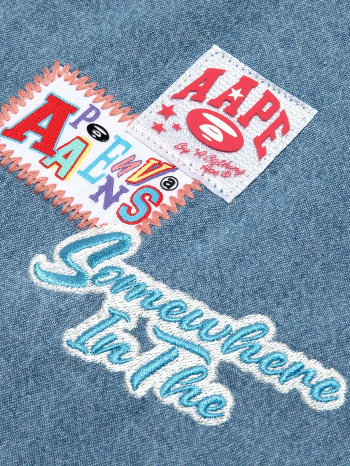 A BATHING APE® ロゴアップリケ デニムシャツ - 画像5