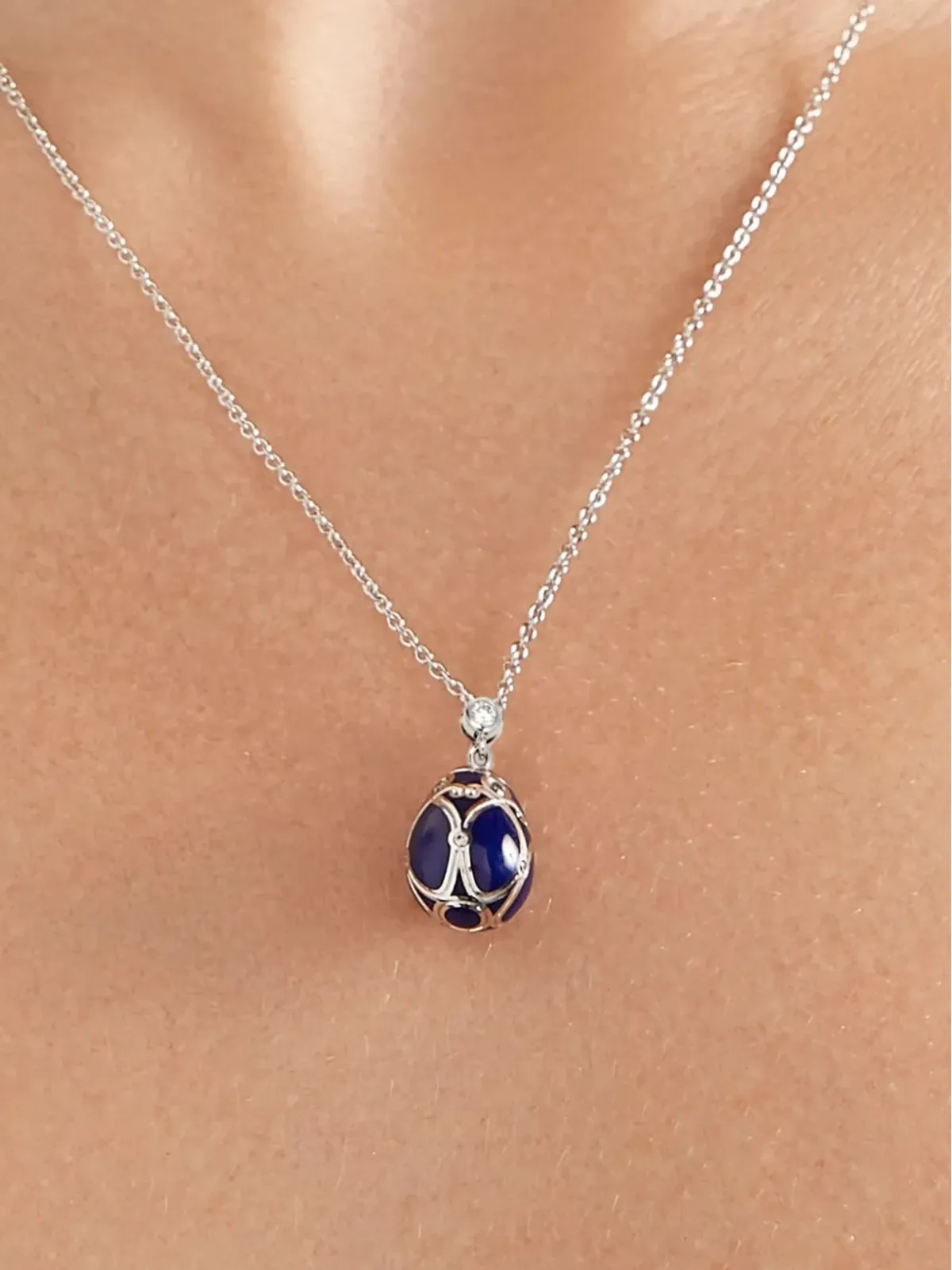Fabergé ヘリテージ パレ ペティエッグ ダイヤモンド ペンダント ネックレス 18Kホワイトゴールド - 画像2