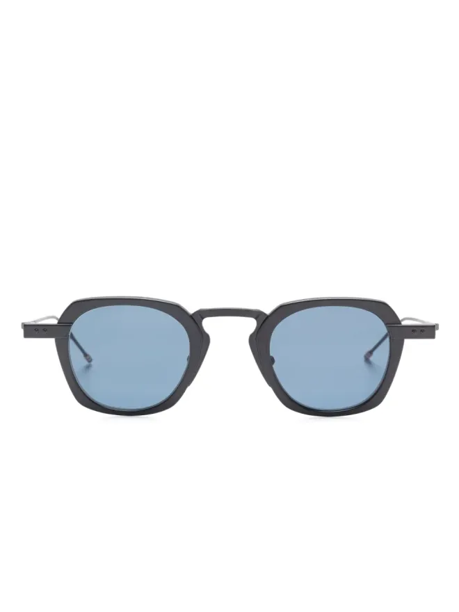 Thom Browne Eyewear Thom Browne Eyewear サングラス UES930AG0001 004 BLACK/CHARCOALの商品画像