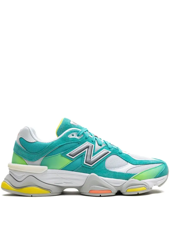 New Balance New Balance 9060 シアンバースト スニーカー ブルーの商品画像
