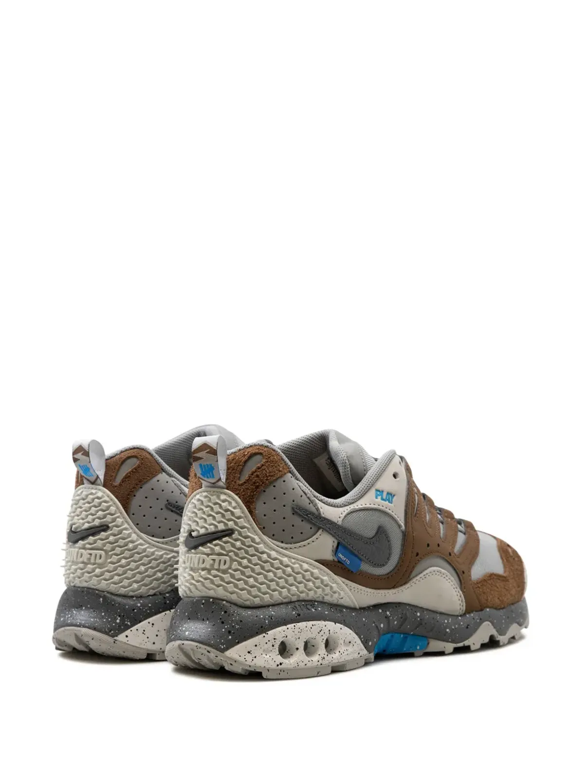 Nike x UNDEFEATED Air Terra Humara 「Archaeo Brown」スニーカー - ホワイト - 画像4