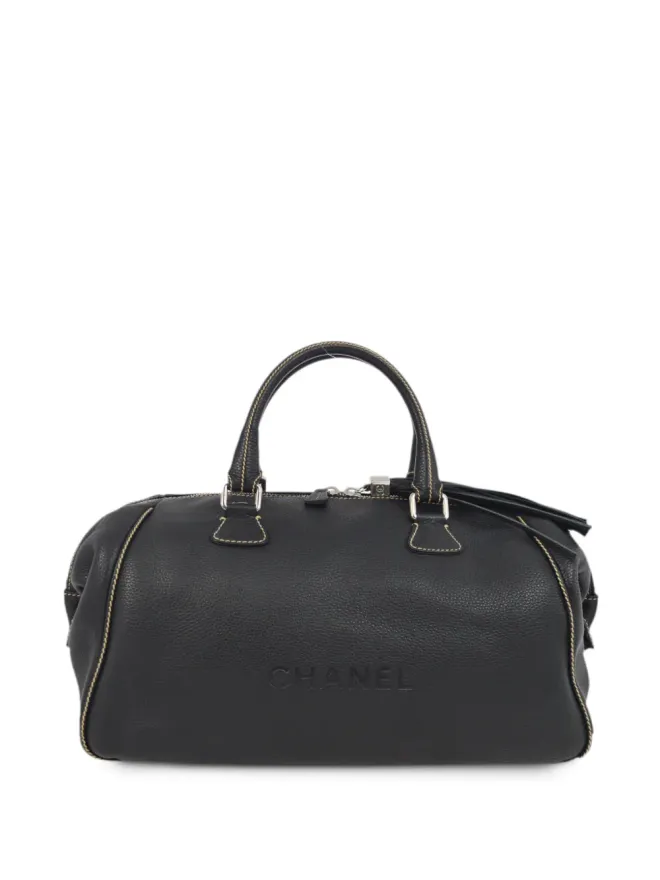 CHANEL Pre-Owned CHANEL ビンテージ 2003 フリンジ レザー ダッフルバッグ ブラックの商品画像