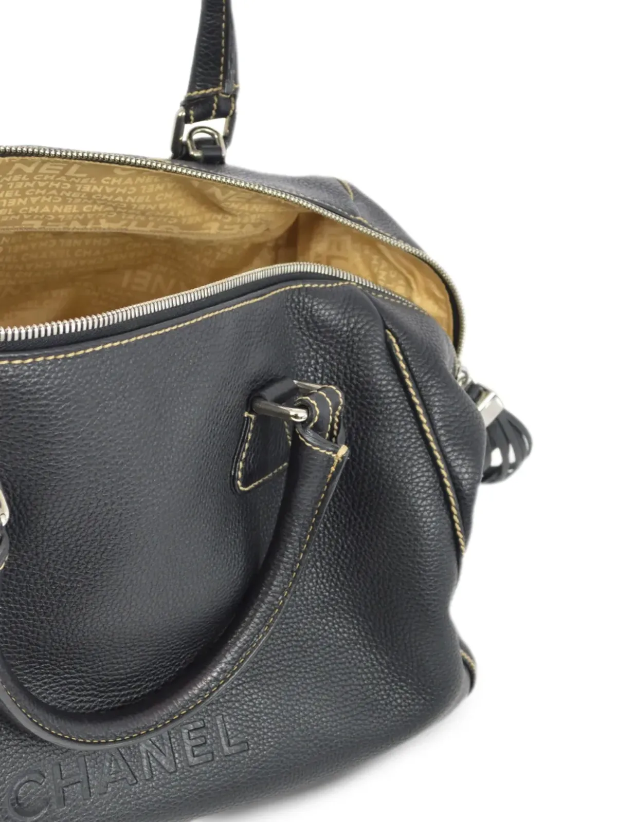 CHANEL ビンテージ 2003 フリンジ レザー ダッフルバッグ ブラック - 画像4