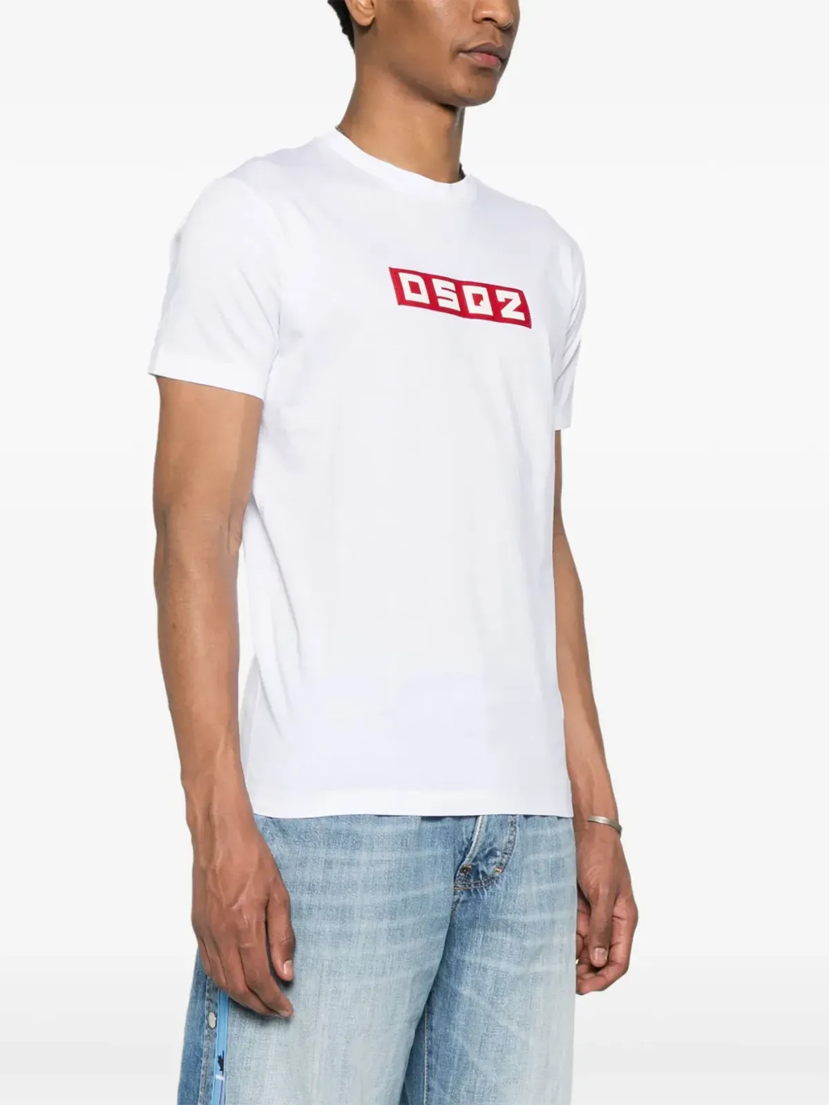 DSQUARED2 DSQ2 ロゴアップリケ Tシャツ - 画像3