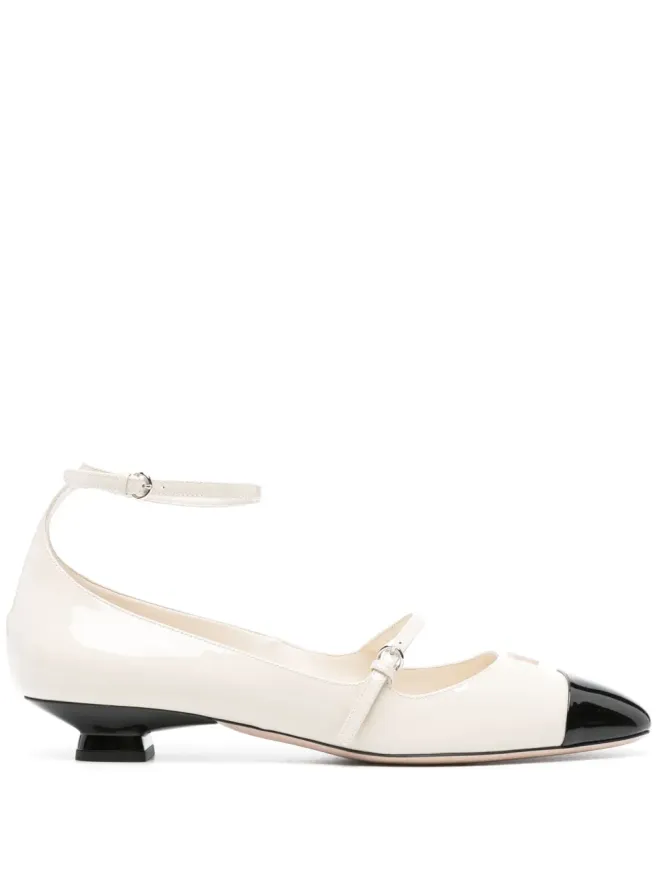 Miu Miu Miu Miu パテントレザー パンプスの商品画像