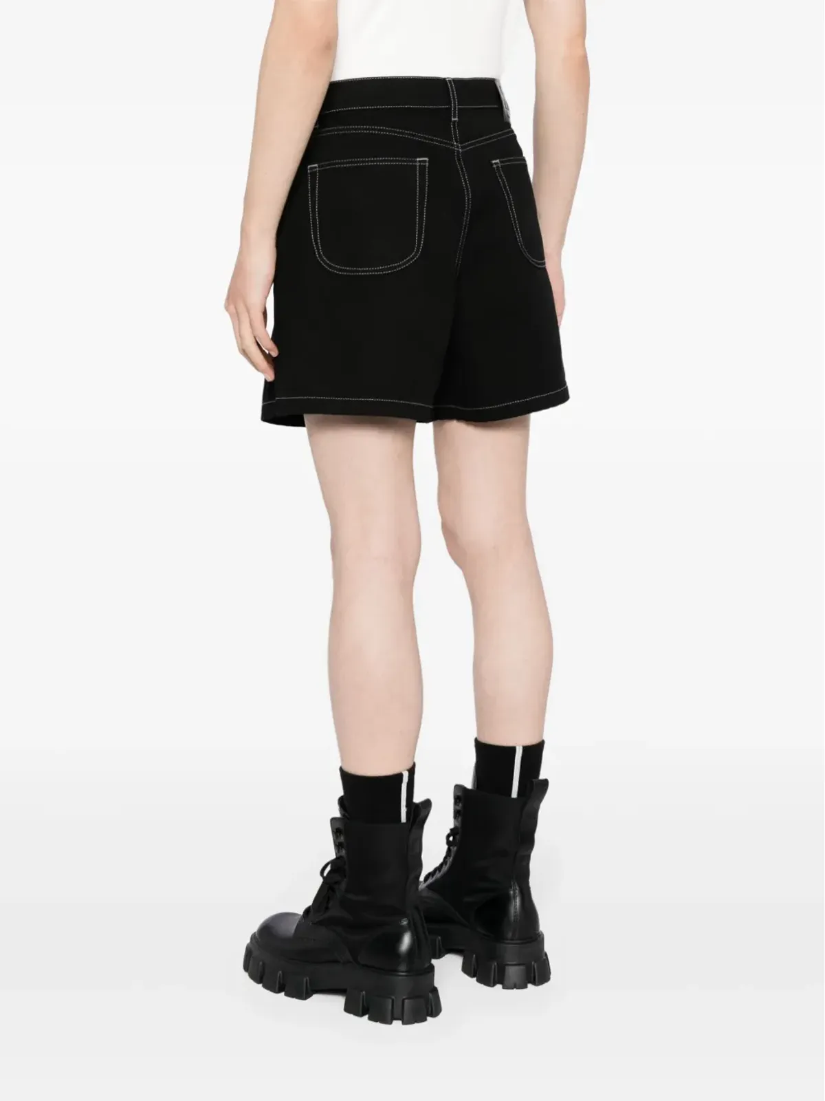 Off-White ロゴアップリケ デニムショーツ ブラック - 画像4