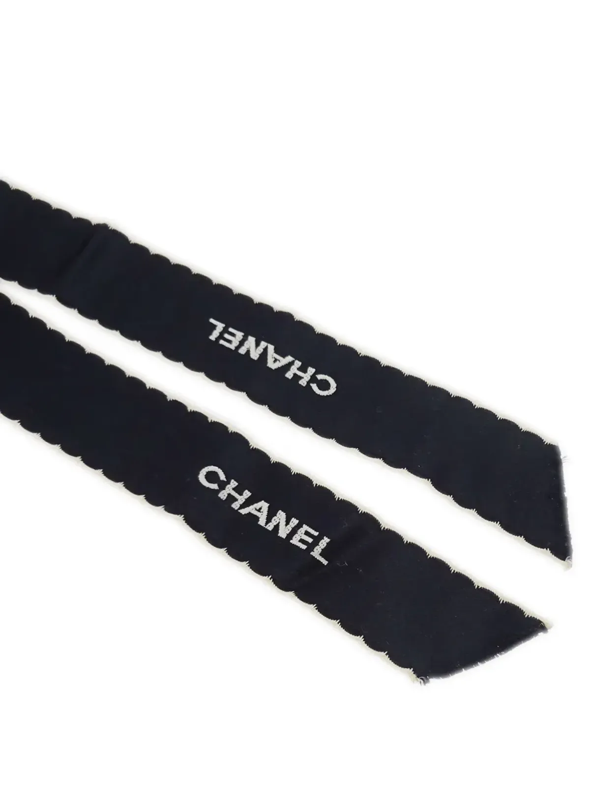 CHANEL ビンテージ ロゴ刺繍リボンブローチ - ブラック - 画像5
