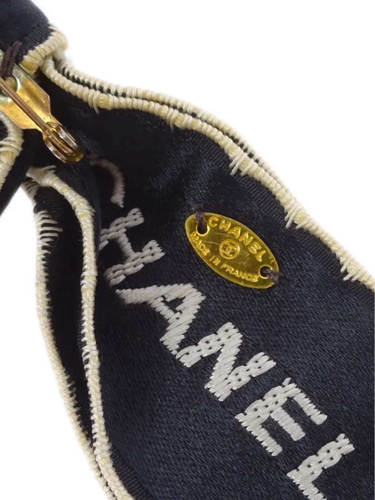 CHANEL ビンテージ ロゴ刺繍リボンブローチ - ブラック - 画像3
